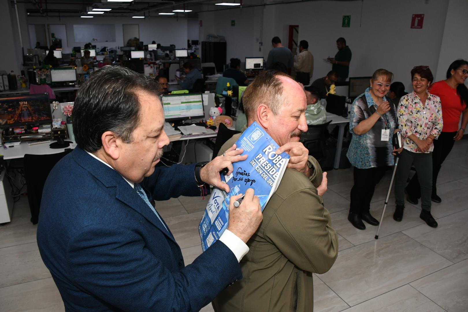 Saludamos a nuestras compañeras y compañeros que laboran en la Subdirección de Personal